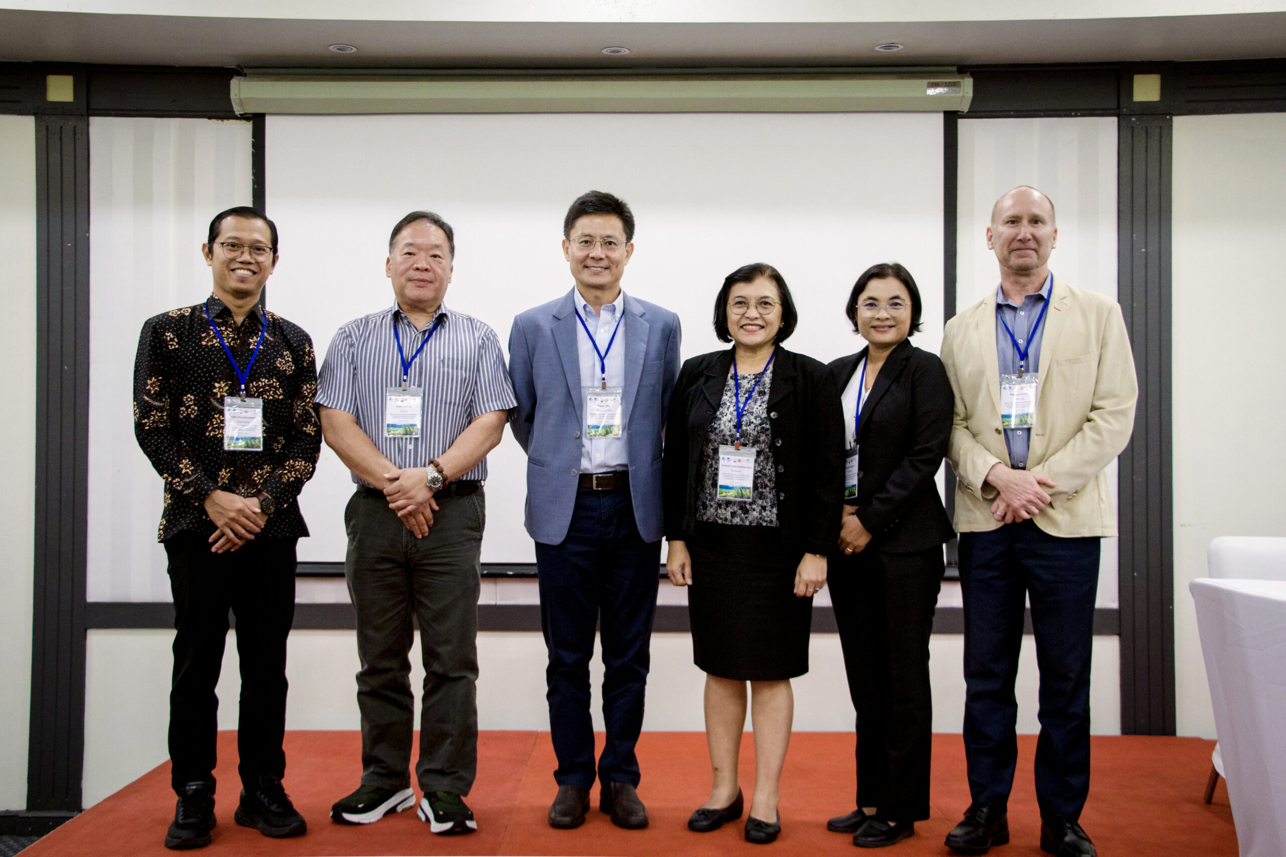 seagrass_workshop_group_photo_01